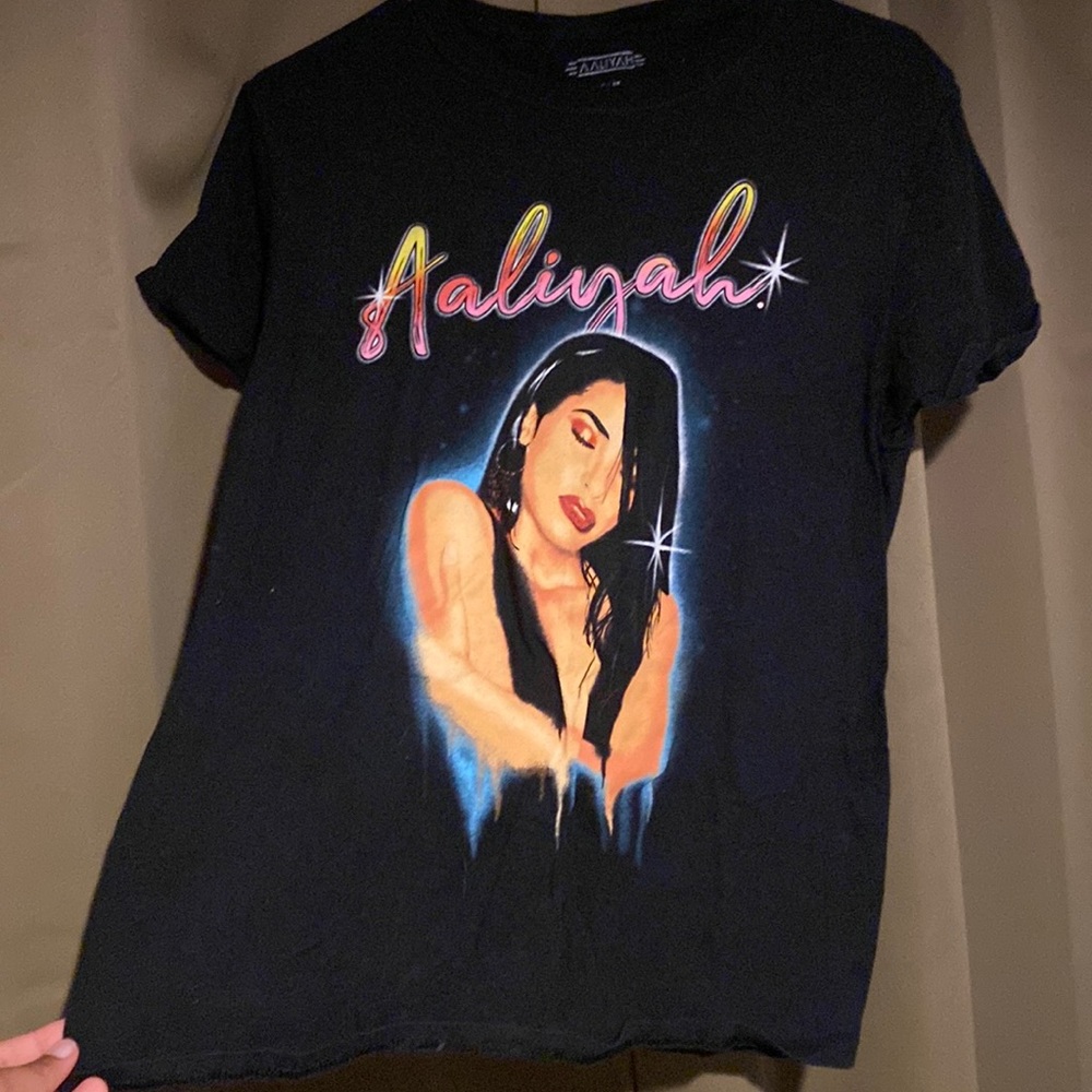 Graphic Aaliyah Short Sleeve Tee